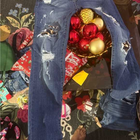 Judy Blue Ripped Denim Shorts - Picture 3 of 6